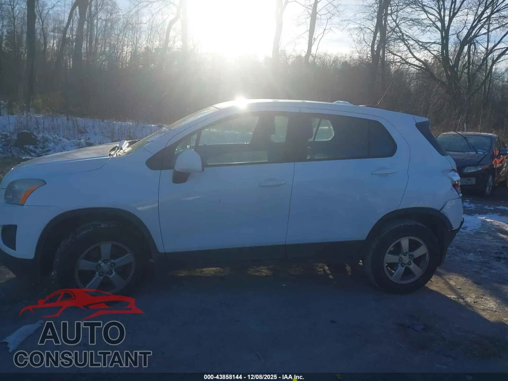 2015 CHEVROLET TRAX Damaged VIN KL7CJPSB8FB104540 – photo 14 2015 CHEVROLET TRAX Damaged VIN KL7CJPSB8FB104540 – photo 14