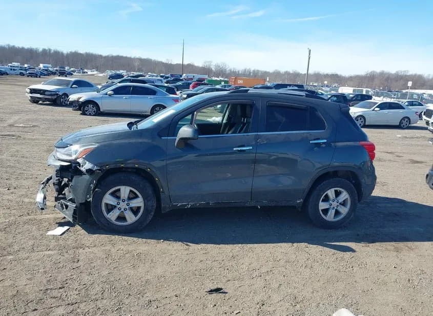 2018 CHEVROLET Trax Used VIN KL7CJPSB8JB726192 – undercarriage 2018 CHEVROLET Trax Used VIN KL7CJPSB8JB726192 – undercarriage