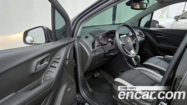 2017 Chevrolet The New Trax 1.4 Perfact Black Sold VIN KLABA76BDHB167476 – rear exterior 2017 Chevrolet The New Trax 1.4 Perfact Black Sold VIN KLABA76BDHB167476 – rear exterior
