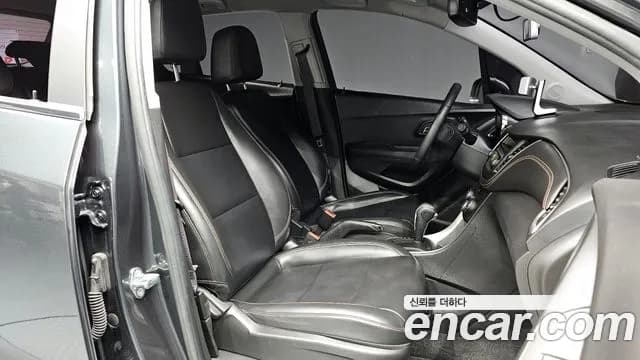 2018 Chevrolet The New Trax 1.4 LT Sold VIN KLABA76BDJB503573 – interior seats 2018 Chevrolet The New Trax 1.4 LT Sold VIN KLABA76BDJB503573 – interior seats
