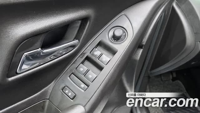 2018 Chevrolet The New Trax 1.4 Perfact Black Sold VIN KLABA76BDJB565892 – trunk area 2018 Chevrolet The New Trax 1.4 Perfact Black Sold VIN KLABA76BDJB565892 – trunk area