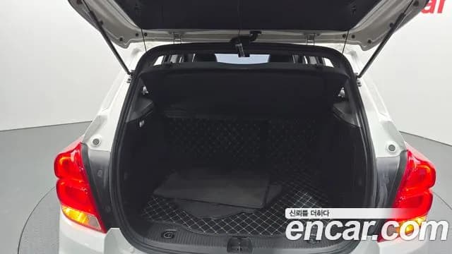 2018 Chevrolet The New Trax 1.4 Blade Sold VIN KLABA76BDJB616126 – interior seats 2018 Chevrolet The New Trax 1.4 Blade Sold VIN KLABA76BDJB616126 – interior seats