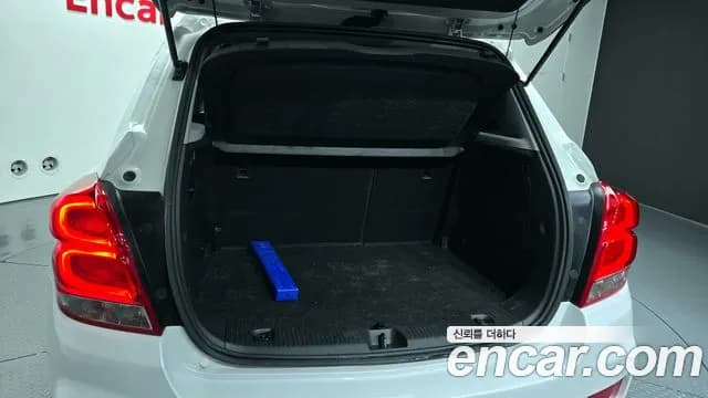 2019 Chevrolet The New Trax 1.4 Red Line Sold VIN KLABA76BDKB813898 – trunk area 2019 Chevrolet The New Trax 1.4 Red Line Sold VIN KLABA76BDKB813898 – trunk area