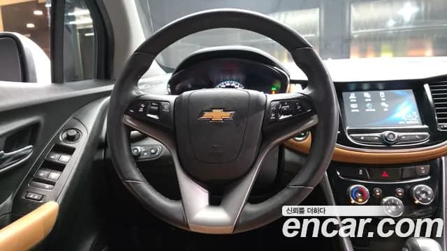 2019 Chevrolet The New Trax 1.4 Premier Sold VIN KLABA76BDKB880199 – trunk area 2019 Chevrolet The New Trax 1.4 Premier Sold VIN KLABA76BDKB880199 – trunk area