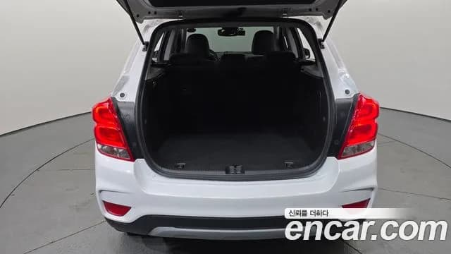 2020 Chevrolet The New Trax 1.4 LT Sold VIN KLABA76BDLB318648 – trunk area 2020 Chevrolet The New Trax 1.4 LT Sold VIN KLABA76BDLB318648 – trunk area