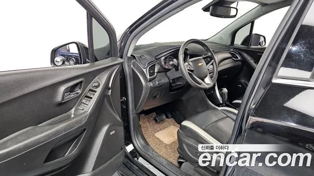 2017 Chevrolet The New Trax 1.6 Diesel Perfact Black Sold VIN KLABA76CDHB173990 – rear exterior 2017 Chevrolet The New Trax 1.6 Diesel Perfact Black Sold VIN KLABA76CDHB173990 – rear exterior