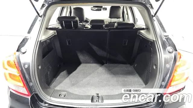 2017 Chevrolet The New Trax 1.6 Diesel Perfact Black Sold VIN KLABA76CDHB173990 – exterior detail 2017 Chevrolet The New Trax 1.6 Diesel Perfact Black Sold VIN KLABA76CDHB173990 – exterior detail