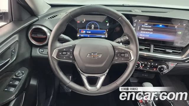 2025 Chevrolet Trax Crossover 1.2 Red Line Sold VIN KLALA582181818818 – photo 19 2025 Chevrolet Trax Crossover 1.2 Red Line Sold VIN KLALA582181818818 – photo 19