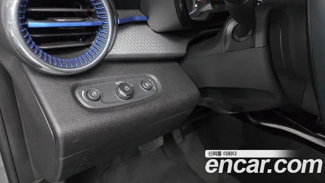 2024 Chevrolet Trax Crossover 1.2 LT Sold VIN KLALA582DRC019488 – front exterior 2024 Chevrolet Trax Crossover 1.2 LT Sold VIN KLALA582DRC019488 – front exterior