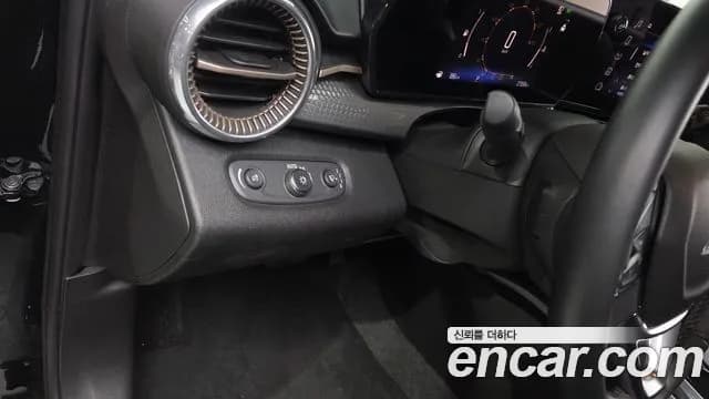 2024 Chevrolet Trax Crossover 1.2 ACTIV Sold VIN KLALA582DRC098565 – interior seats 2024 Chevrolet Trax Crossover 1.2 ACTIV Sold VIN KLALA582DRC098565 – interior seats