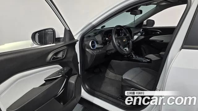 2024 Chevrolet Trax Crossover 1.2 LT Sold VIN KLALA582DRC228211 – interior seats 2024 Chevrolet Trax Crossover 1.2 LT Sold VIN KLALA582DRC228211 – interior seats
