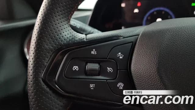2024 Chevrolet Trax Crossover 1.2 RS Sold VIN KLALA582DRC234973 – interior seats 2024 Chevrolet Trax Crossover 1.2 RS Sold VIN KLALA582DRC234973 – interior seats