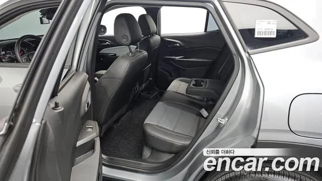 2024 Chevrolet Trax Crossover 1.2 LT Sold VIN KLALA582DRC242518 – trunk area 2024 Chevrolet Trax Crossover 1.2 LT Sold VIN KLALA582DRC242518 – trunk area