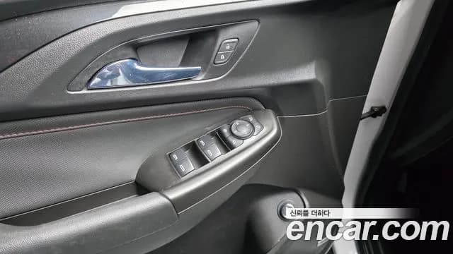 2021 Chevrolet Trailblazer 1.3 Turbo 4WD Sold VIN KLAPD56LDMB072829 – interior seats 2021 Chevrolet Trailblazer 1.3 Turbo 4WD Sold VIN KLAPD56LDMB072829 – interior seats