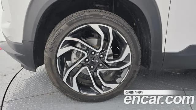 2025 Chevrolet The New Trailblazer 1.3 Turbo 4WD Sold VIN KLAPD56LDSB056856 – exterior detail 2025 Chevrolet The New Trailblazer 1.3 Turbo 4WD Sold VIN KLAPD56LDSB056856 – exterior detail