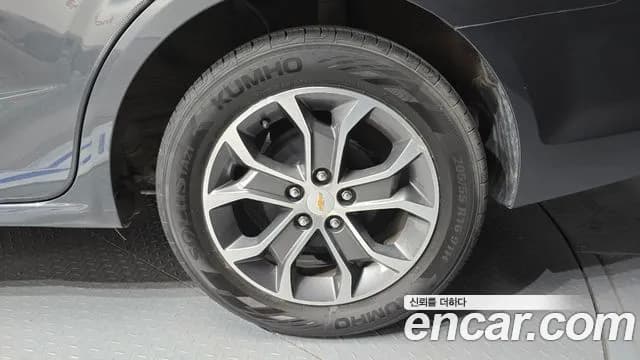 2017 Chevrolet The New Aveo Sedan 1.4 Turbo LT Sold VIN KLATA69BDHB086394 – photo 30 2017 Chevrolet The New Aveo Sedan 1.4 Turbo LT Sold VIN KLATA69BDHB086394 – photo 30