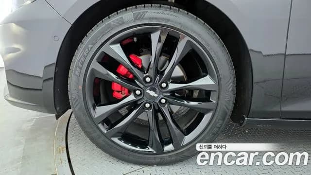 2018 Chevrolet All New Malibu 1.5 Turbo Perfect Black Sold VIN KLAZA69SDJB033745 – photo 16 2018 Chevrolet All New Malibu 1.5 Turbo Perfect Black Sold VIN KLAZA69SDJB033745 – photo 16