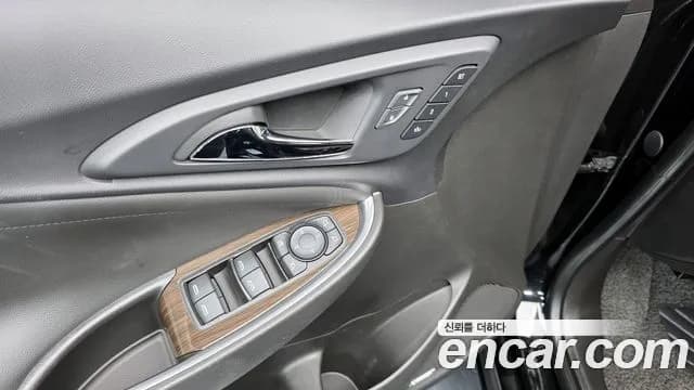 2018 Chevrolet All New Malibu 1.5 Turbo Perfect Black Sold VIN KLAZA69SDJB064058 – photo 27 2018 Chevrolet All New Malibu 1.5 Turbo Perfect Black Sold VIN KLAZA69SDJB064058 – photo 27