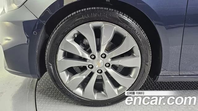 2017 Chevrolet All New Malibu 2.0 Turbo LTZ Sold VIN KLAZA69XDHB745403 – photo 12 2017 Chevrolet All New Malibu 2.0 Turbo LTZ Sold VIN KLAZA69XDHB745403 – photo 12