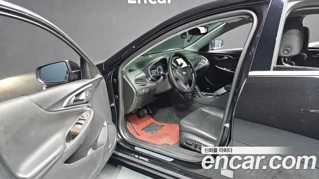 2018 Chevrolet All New Malibu 2.0 Turbo Perfect black Sold VIN KLAZA69XDJB056138 – photo 16 2018 Chevrolet All New Malibu 2.0 Turbo Perfect black Sold VIN KLAZA69XDJB056138 – photo 16