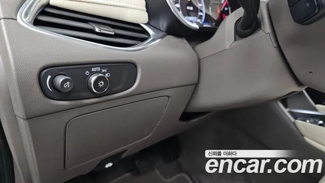 2019 Chevrolet The New Malibu 2.0 Turbo Premier Sold VIN KLAZA69XDKB105792 – dashboard 2019 Chevrolet The New Malibu 2.0 Turbo Premier Sold VIN KLAZA69XDKB105792 – dashboard