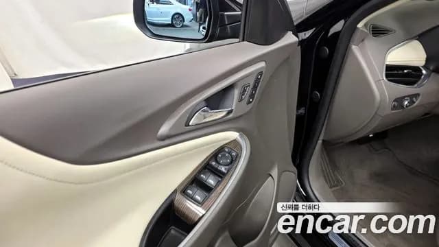 2019 Chevrolet The New Malibu 2.0 Turbo Premier Sold VIN KLAZA69XDKB108907 – photo 28 2019 Chevrolet The New Malibu 2.0 Turbo Premier Sold VIN KLAZA69XDKB108907 – photo 28