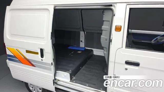 2020 Chevrolet New Damas 2-Seater Panel-Van Sold VIN KLY2B11ZDLC017723 – trunk area 2020 Chevrolet New Damas 2-Seater Panel-Van Sold VIN KLY2B11ZDLC017723 – trunk area