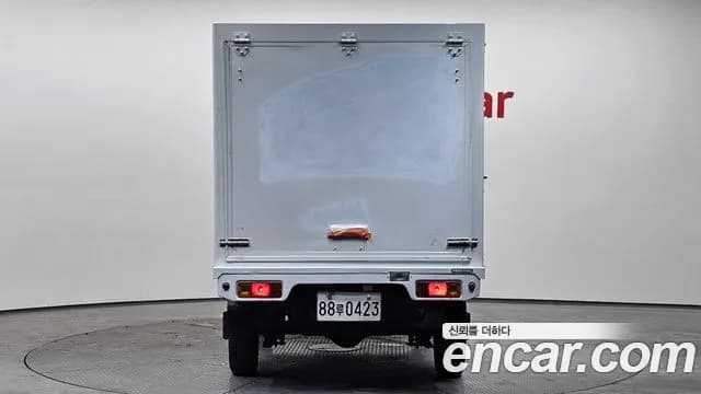 2020 Chevrolet New Labo Long Cargo-Deck DLX Sold VIN KLY2B51MDLC014223 – interior seats 2020 Chevrolet New Labo Long Cargo-Deck DLX Sold VIN KLY2B51MDLC014223 – interior seats