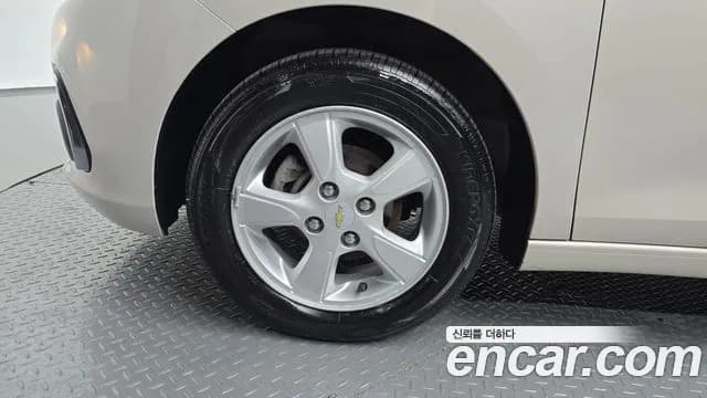2017 Chevrolet The Next Spark LT Sold VIN KLYDC487DHC253158 – trunk area 2017 Chevrolet The Next Spark LT Sold VIN KLYDC487DHC253158 – trunk area