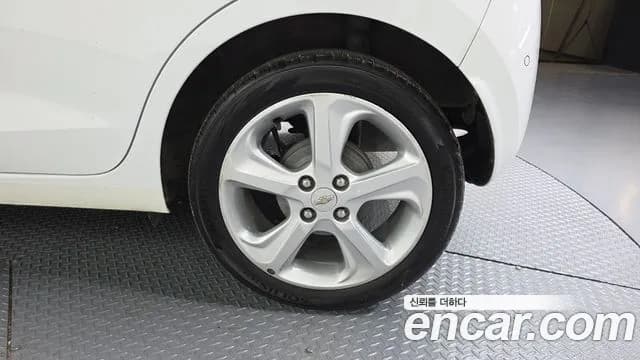 2017 Chevrolet The Next Spark LTZ Sold VIN KLYDC487DHC808430 – undercarriage 2017 Chevrolet The Next Spark LTZ Sold VIN KLYDC487DHC808430 – undercarriage