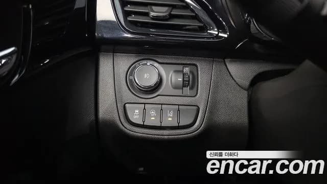 2018 Chevrolet The Next Spark Perfact Black Sold VIN KLYDC487DJC003870 – trunk area 2018 Chevrolet The Next Spark Perfact Black Sold VIN KLYDC487DJC003870 – trunk area