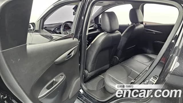 2018 Chevrolet The Next Spark Perfact Black Sold VIN KLYDC487DJC429310 – trunk area 2018 Chevrolet The Next Spark Perfact Black Sold VIN KLYDC487DJC429310 – trunk area