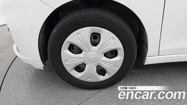 2019 Chevrolet The New Spark LS Sold VIN KLYDC487DKC200171 – trunk area 2019 Chevrolet The New Spark LS Sold VIN KLYDC487DKC200171 – trunk area