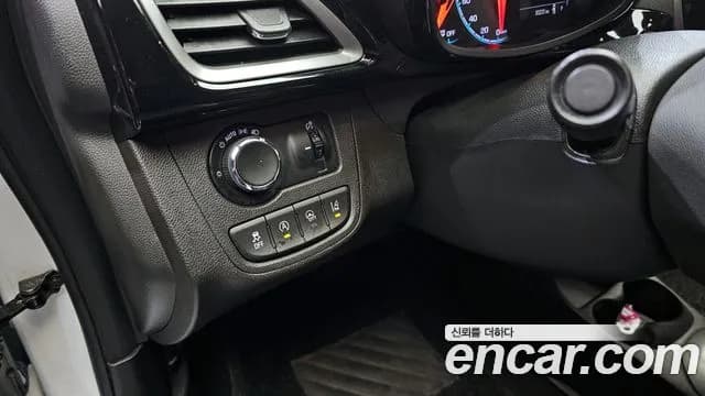 2019 Chevrolet The New Spark Premier Sold VIN KLYDC487DKC737369 – interior seats 2019 Chevrolet The New Spark Premier Sold VIN KLYDC487DKC737369 – interior seats