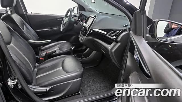 2021 Chevrolet The New Spark Premier Sold VIN KLYDC487DMC740379 – interior seats 2021 Chevrolet The New Spark Premier Sold VIN KLYDC487DMC740379 – interior seats