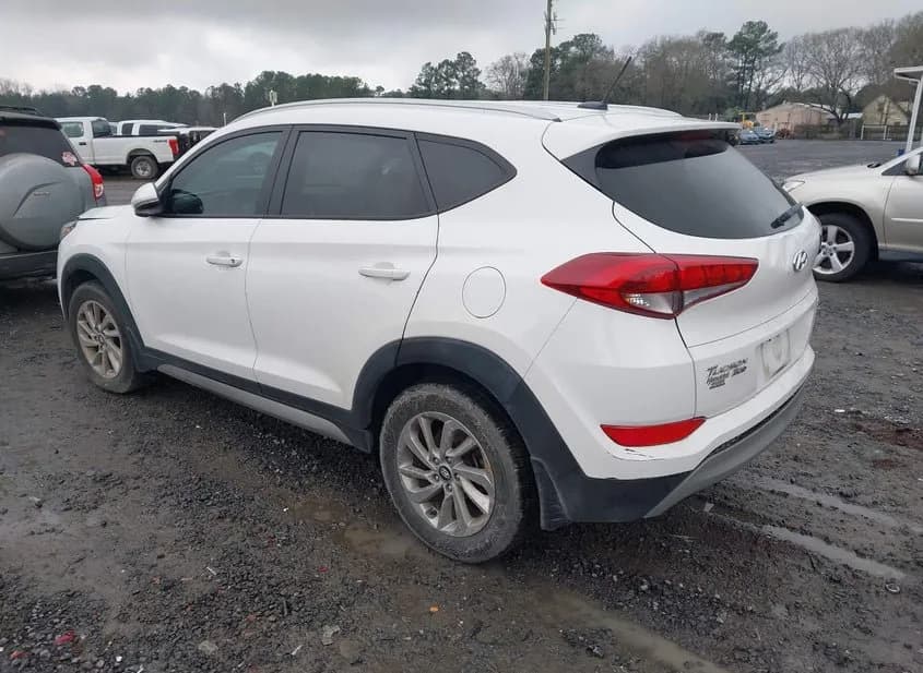 2017 HYUNDAI Tucson Used VIN KM8J33A27HU322535 – odometer reading 2017 HYUNDAI Tucson Used VIN KM8J33A27HU322535 – odometer reading