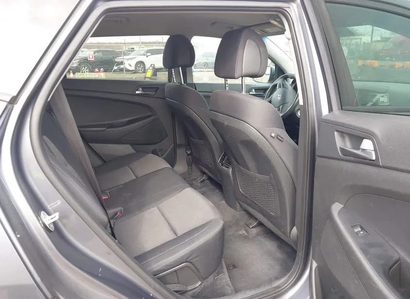 2017 HYUNDAI Tucson Used VIN KM8J3CA23HU341180 – side profile 2017 HYUNDAI Tucson Used VIN KM8J3CA23HU341180 – side profile