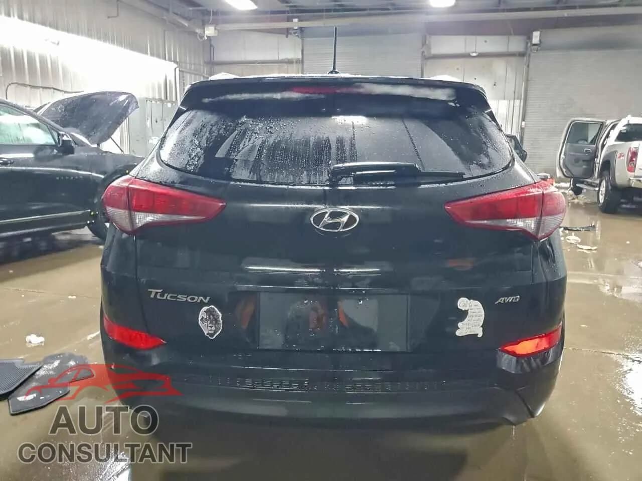 2017 HYUNDAI TUCSON Damaged VIN KM8J3CA48HU319421 – engine bay 2017 HYUNDAI TUCSON Damaged VIN KM8J3CA48HU319421 – engine bay