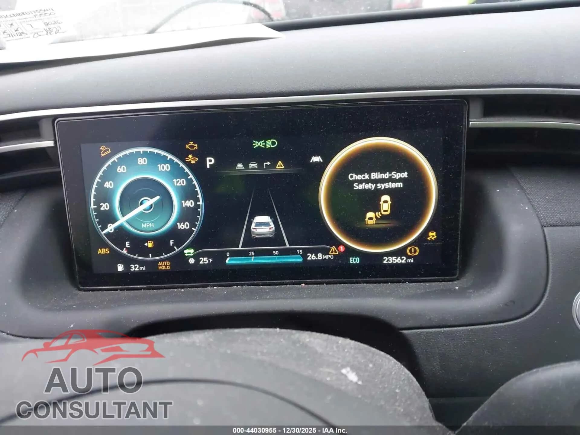 2024 HYUNDAI TUCSON HYBRID Damaged VIN KM8JCCD10RU175544 – exterior detail 2024 HYUNDAI TUCSON HYBRID Damaged VIN KM8JCCD10RU175544 – exterior detail