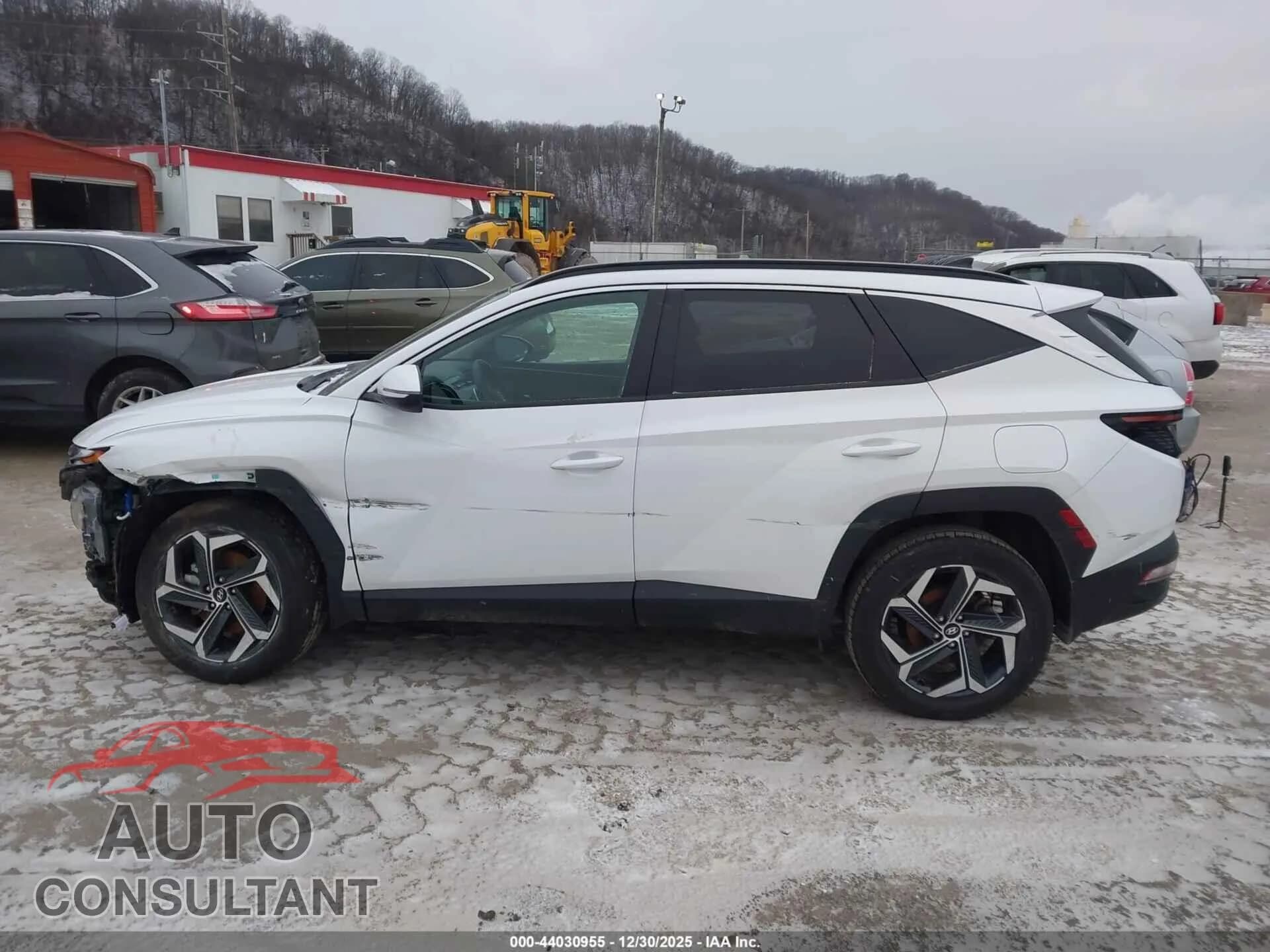 2024 HYUNDAI TUCSON HYBRID Damaged VIN KM8JCCD10RU175544 – photo 14 2024 HYUNDAI TUCSON HYBRID Damaged VIN KM8JCCD10RU175544 – photo 14