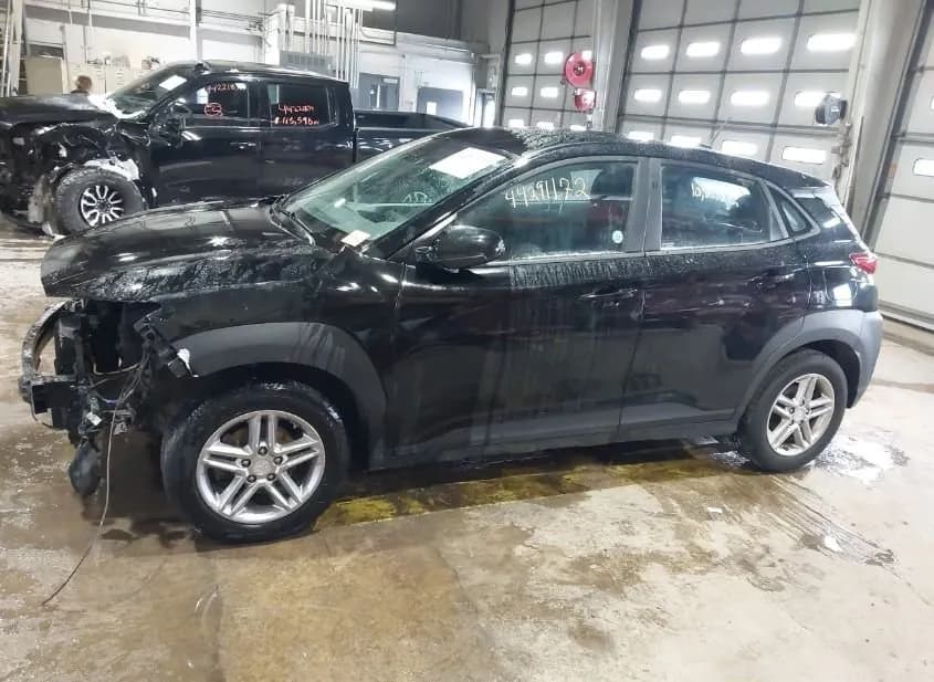 2020 HYUNDAI Kona Used VIN KM8K12AA1LU580358 – trunk area 2020 HYUNDAI Kona Used VIN KM8K12AA1LU580358 – trunk area