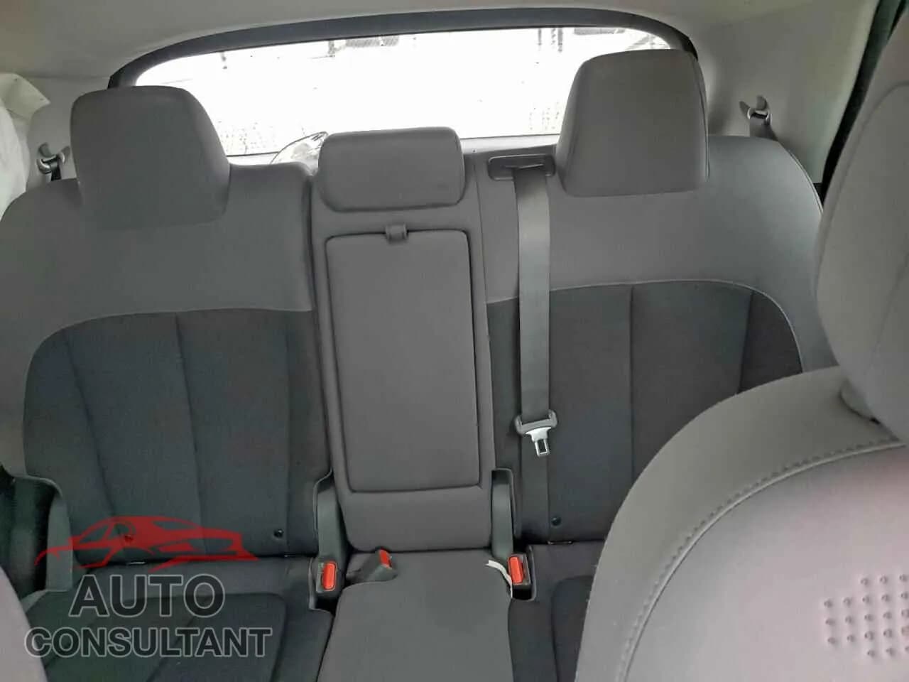 2022 HYUNDAI IONIQ Damaged VIN KM8KM4AE5NU067669 – odometer reading 2022 HYUNDAI IONIQ Damaged VIN KM8KM4AE5NU067669 – odometer reading