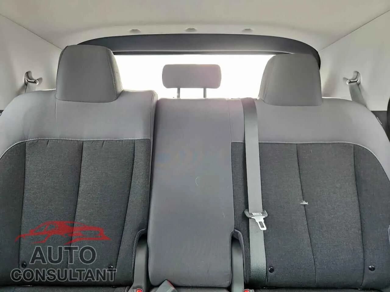 2024 HYUNDAI IONIQ Damaged VIN KM8KNDDFXRU299630 – odometer reading 2024 HYUNDAI IONIQ Damaged VIN KM8KNDDFXRU299630 – odometer reading