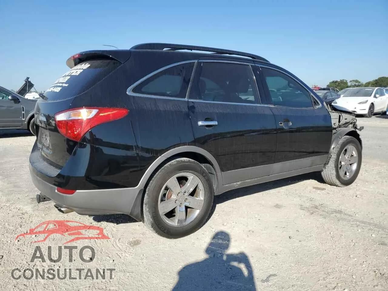 2010 HYUNDAI VERACRUZ Damaged VIN KM8NU4CC7AU120794 – side profile 2010 HYUNDAI VERACRUZ Damaged VIN KM8NU4CC7AU120794 – side profile