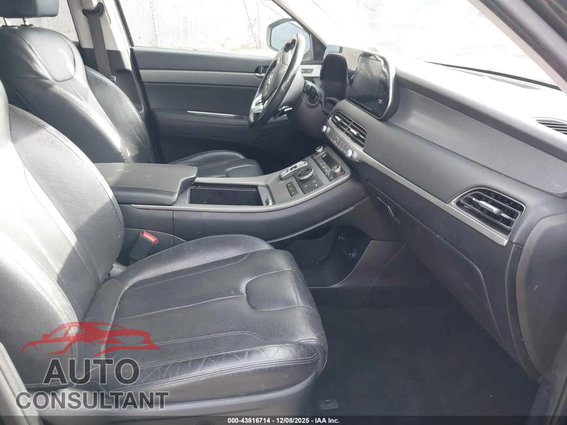 2020 HYUNDAI PALISADE Damaged VIN KM8R4DHE4LU122601 – interior seats 2020 HYUNDAI PALISADE Damaged VIN KM8R4DHE4LU122601 – interior seats