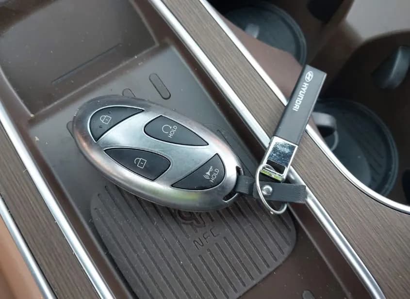 2026 HYUNDAI Palisade Used VIN KM8RM5SA7TU033195 – engine bay 2026 HYUNDAI Palisade Used VIN KM8RM5SA7TU033195 – engine bay