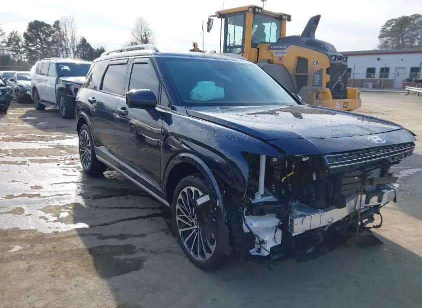 2026 HYUNDAI Palisade Used VIN KM8RM5SA7TU033195 – trunk area 2026 HYUNDAI Palisade Used VIN KM8RM5SA7TU033195 – trunk area