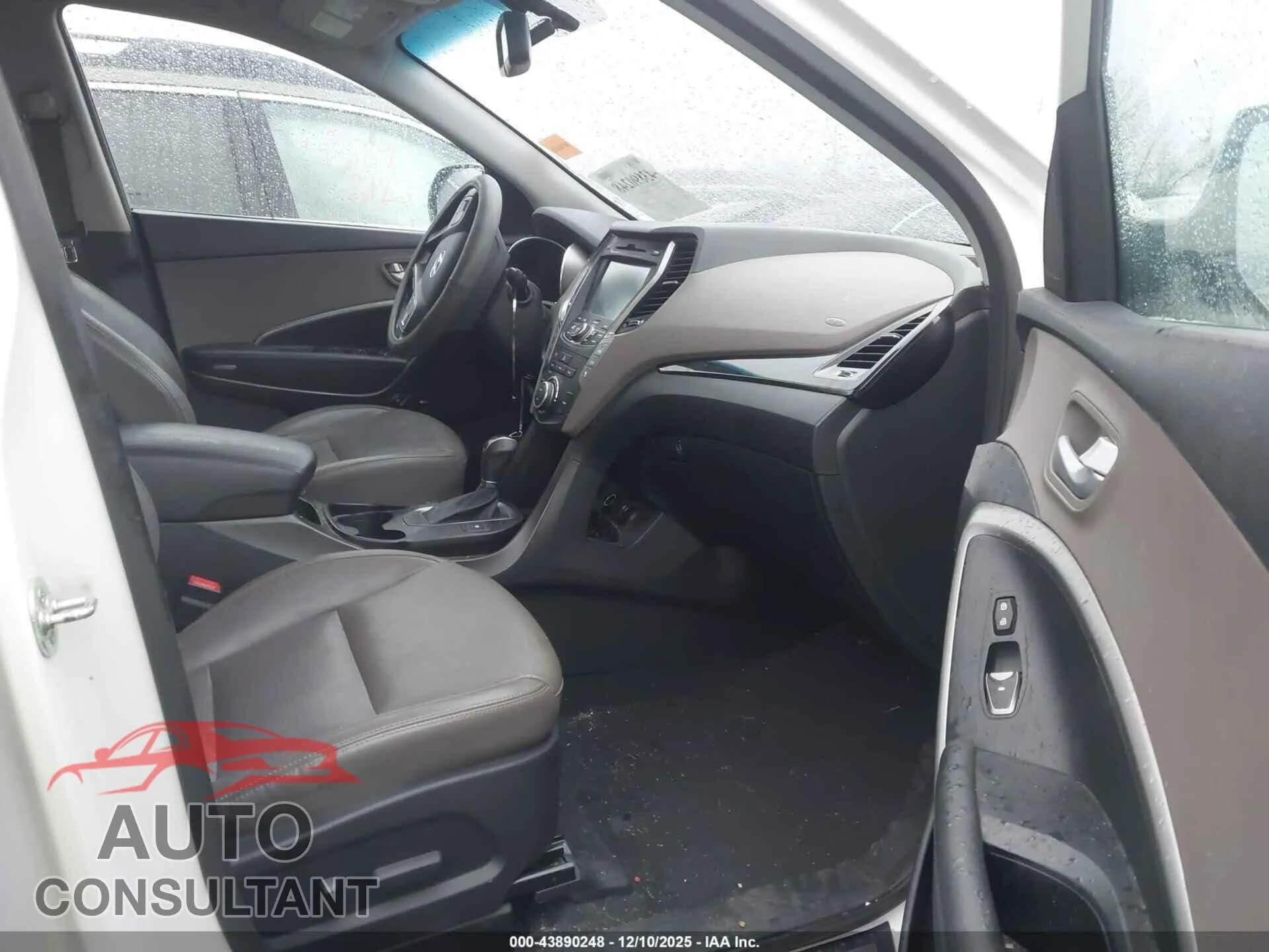 2014 HYUNDAI SANTA FE Damaged VIN KM8SRDHF7EU065731 – interior seats 2014 HYUNDAI SANTA FE Damaged VIN KM8SRDHF7EU065731 – interior seats