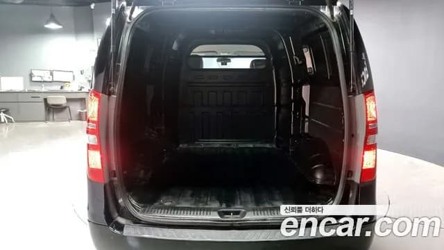 2017 Hyundai Grand Starex 5-Seater VAN Sold VIN KMFWBX7KAHU900990 – engine bay 2017 Hyundai Grand Starex 5-Seater VAN Sold VIN KMFWBX7KAHU900990 – engine bay