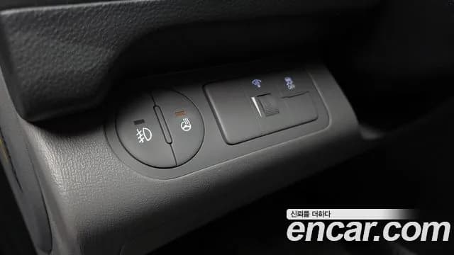 2019 Hyundai The New Grand Starex Van 3-Seater Sold VIN KMFWBX7KAKU005725 – odometer reading 2019 Hyundai The New Grand Starex Van 3-Seater Sold VIN KMFWBX7KAKU005725 – odometer reading